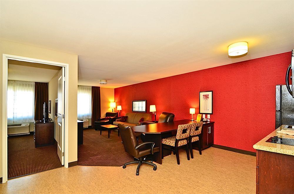 Hawthorn Extended Stay By Wyndham Dickinson Exterior photo